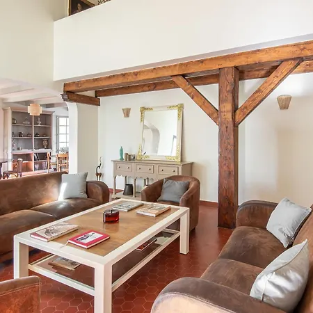 Grande Maison Familiale, Piscine Ferienhaus