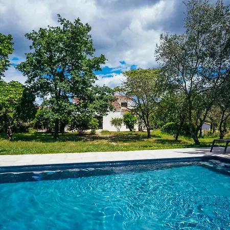 Grande Maison Familiale, Piscine Ferienhaus